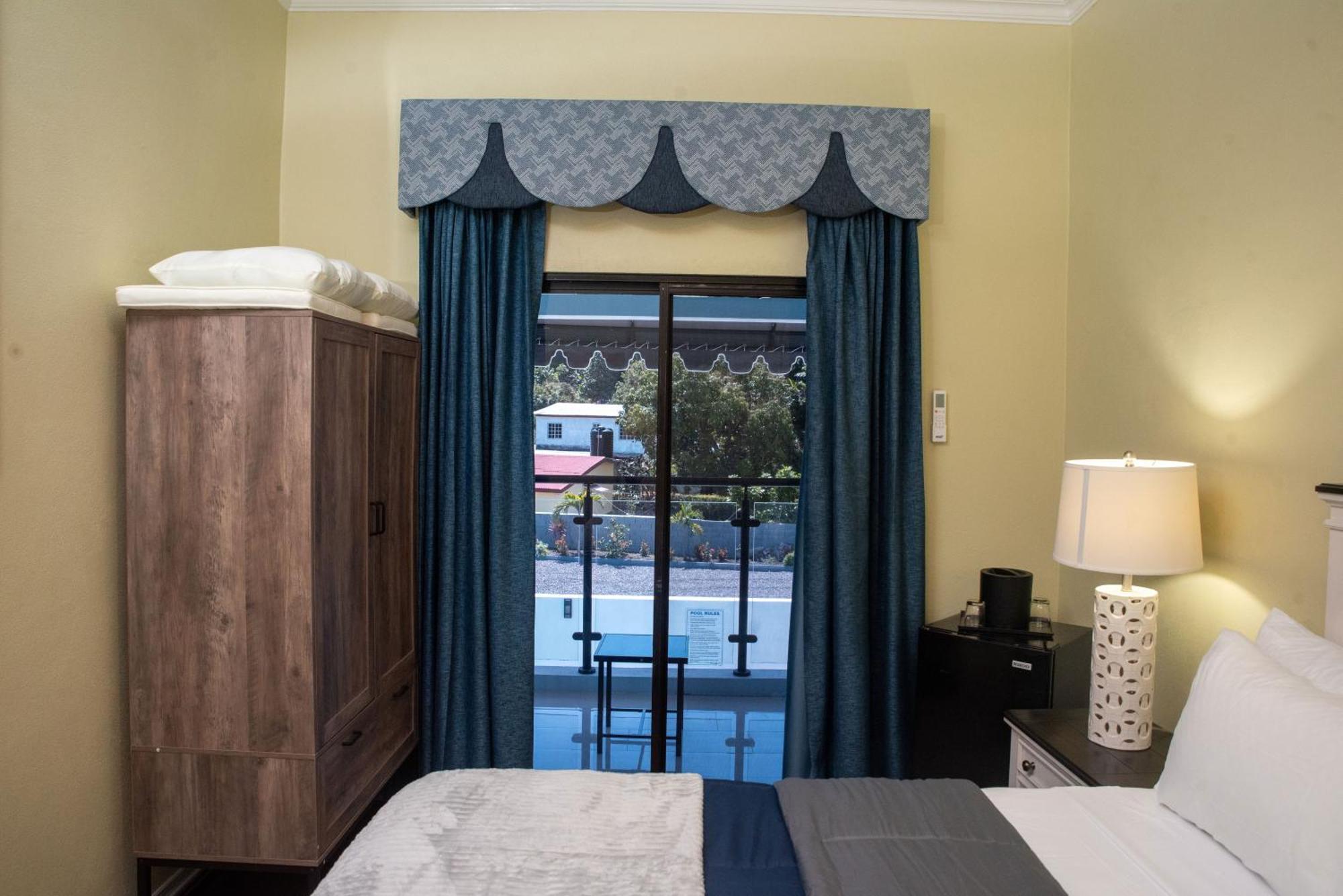 Sky'S Villa Resort Buff Bay Εξωτερικό φωτογραφία